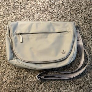 Lululemon All Night Festival Bag